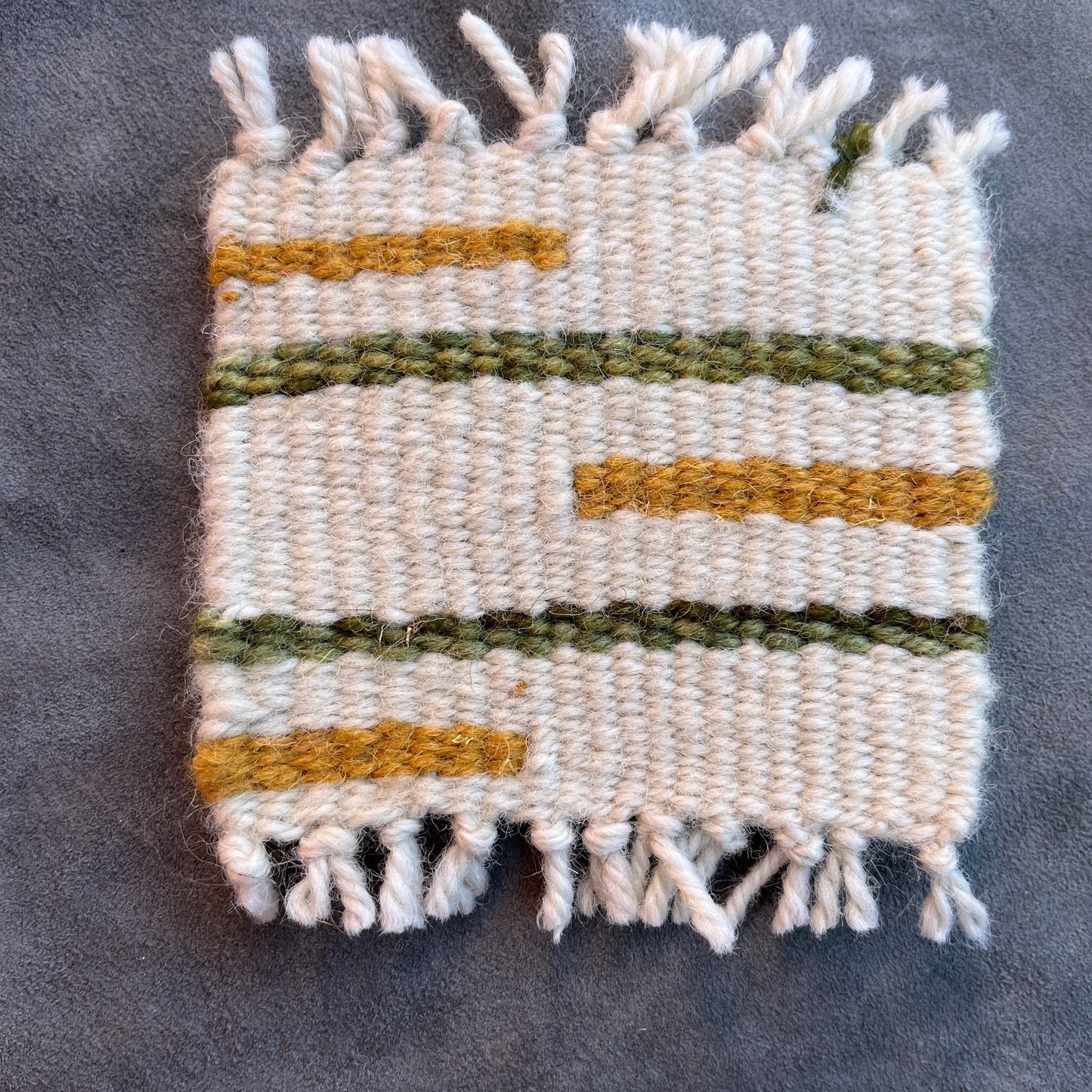 Single Coaster-Beige/Yellow/Green
