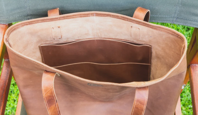 Kilele Tote